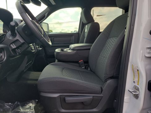New 2026 RAM 2500 Tradesman AWD/4WD image 13