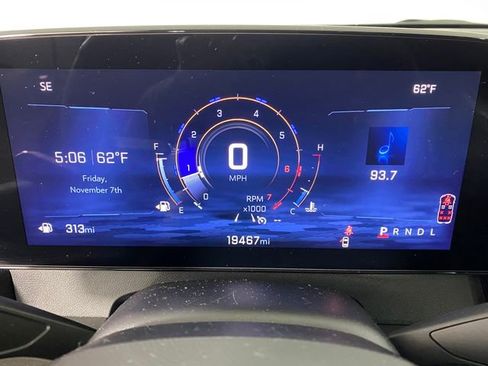 Certified 2025 Chevrolet Traverse LT image 18