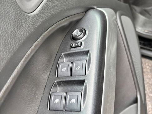 Used 2022 Chevrolet Colorado ZR2 image 14