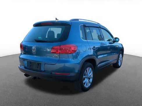 Used 2017 Volkswagen Tiguan Wolfsburg Edition AWD/4WD image 6