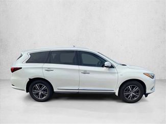 Used 2016 INFINITI QX60 FWD w/ Premium Plus Package video 4