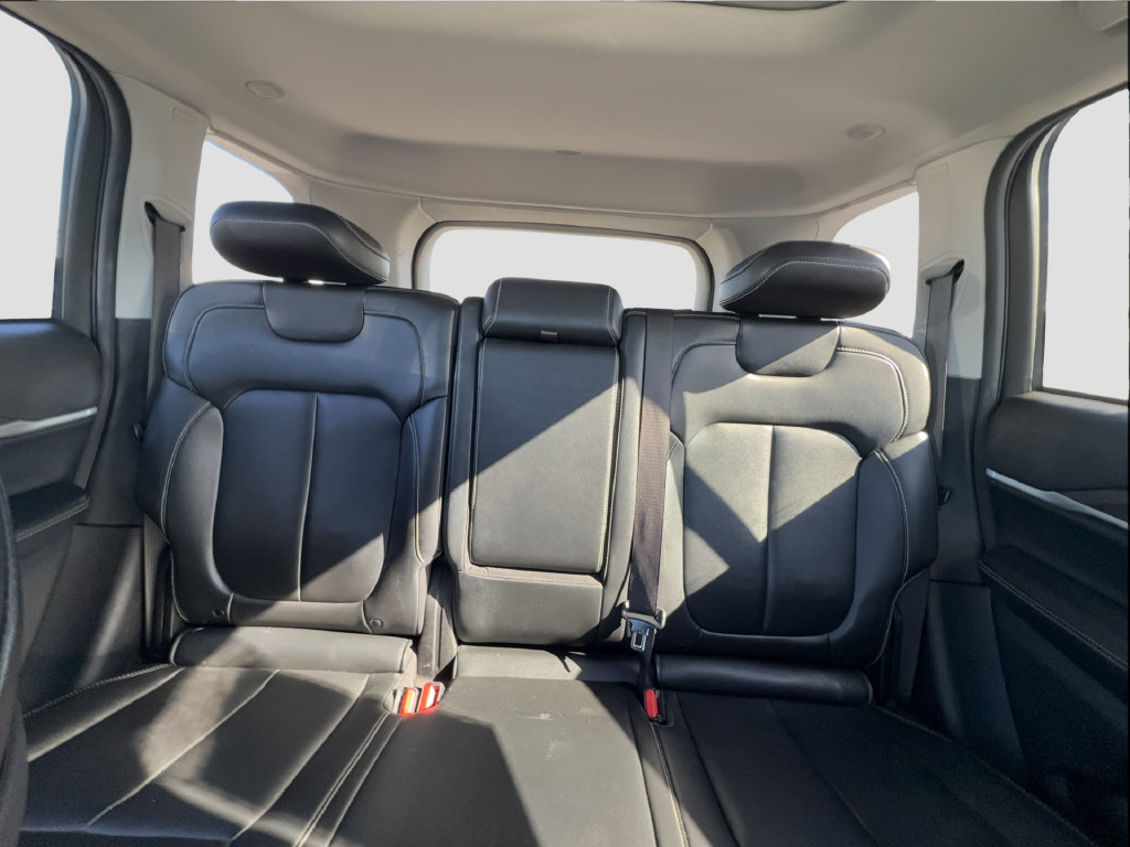 Used 2024 Jeep Grand Cherokee Limited AWD/4WD image 22