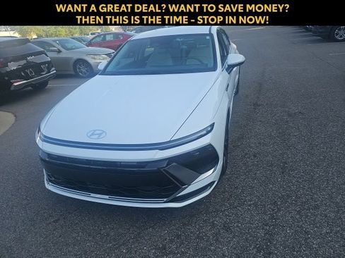 Used 2024 Hyundai Sonata SEL FWD image 8