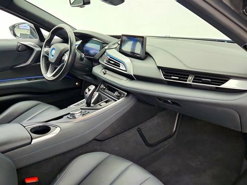 Used 2016 BMW i8 image 22