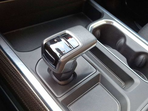 Used 2022 Chevrolet Silverado 1500 RST image 21