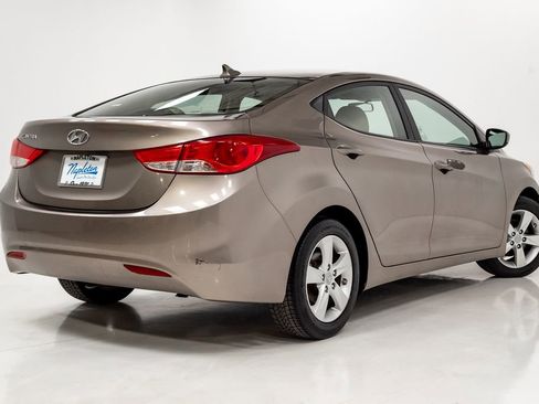 Used 2012 Hyundai Elantra GLS w/ Preferred Pkg 3 image 27