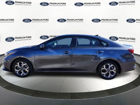 Used 2019 Kia Forte LXS image 2