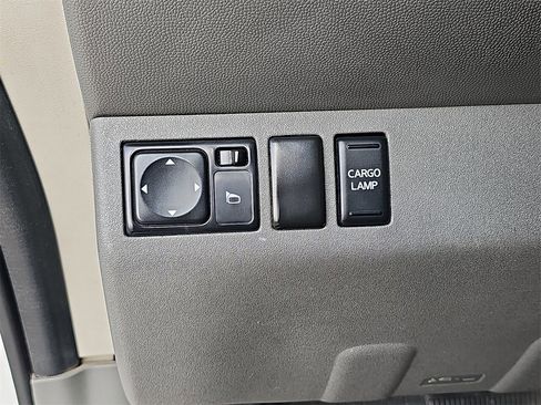 Used 2018 Nissan Frontier SV image 23