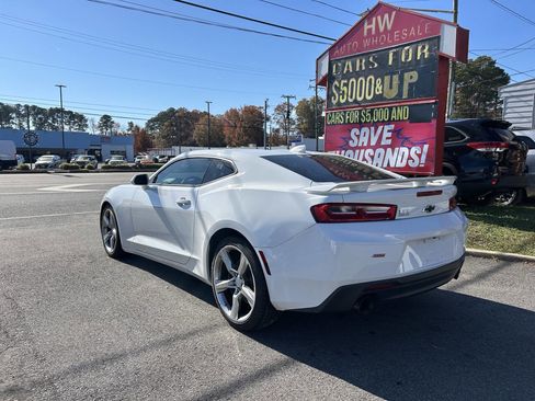 Used 2016 Chevrolet Camaro SS image 7