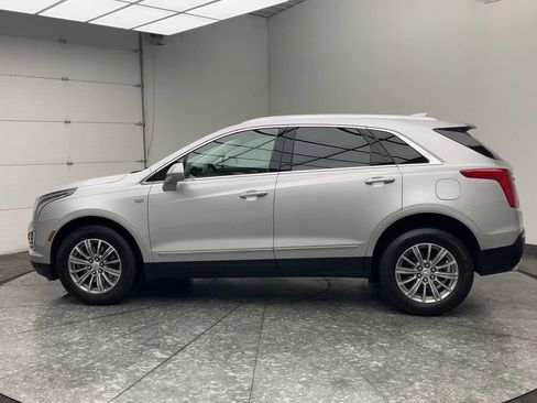 Used 2017 Cadillac XT5 Luxury image 41
