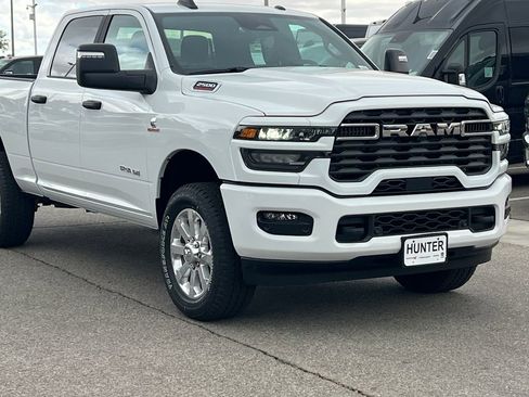 New 2026 RAM 2500 Big Horn AWD/4WD image 11