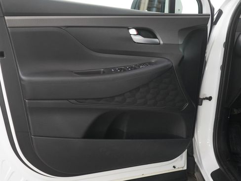 Used 2019 Hyundai Santa Fe SE w/ Cargo Package image 17