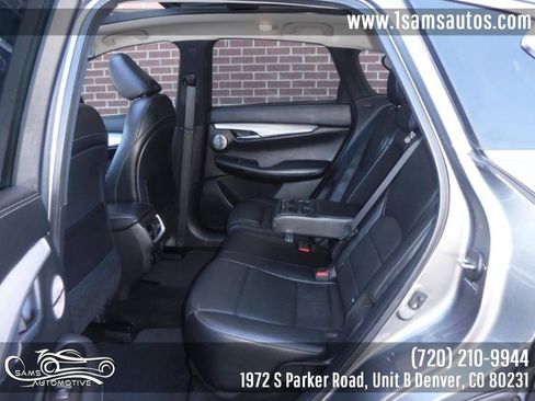 Used 2019 INFINITI QX50 Essential w/ Premium Heat Package image 19