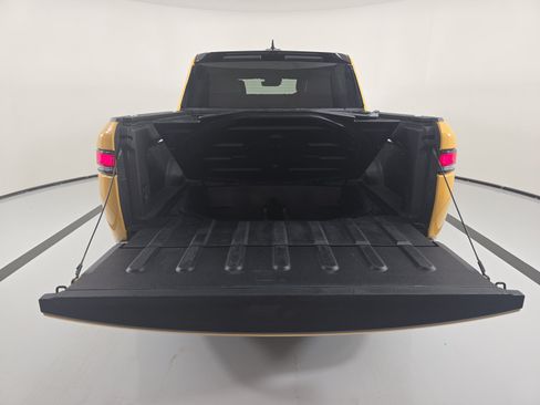 Used 2023 Rivian R1T Adventure AWD/4WD image 15