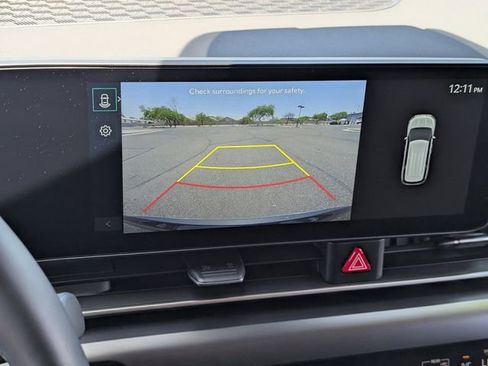 Used 2026 Kia Carnival LXS FWD image 23