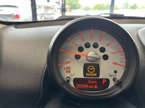Used 2014 MINI Cooper Countryman S FWD image 16