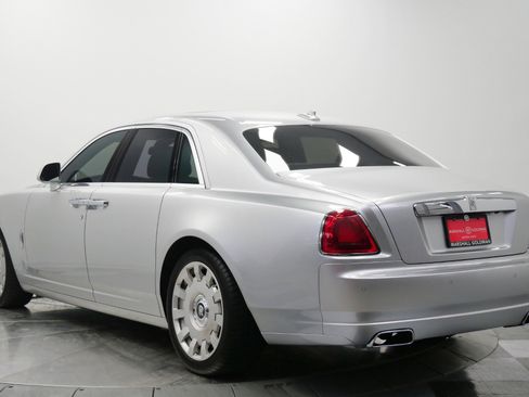 Used 2013 Rolls-Royce Ghost RWD image 7
