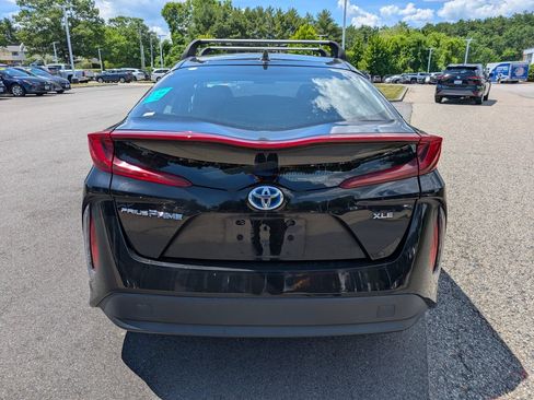 Used 2021 Toyota Prius Prime XLE FWD image 4