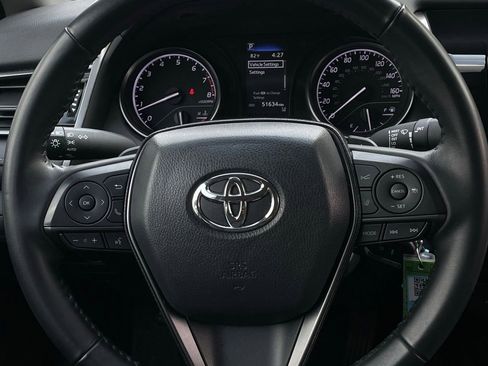 Used 2024 Toyota Camry SE image 12