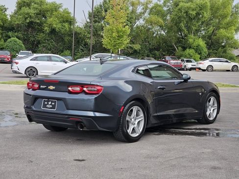 Used 2022 Chevrolet Camaro LT w/ Technology Package RWD image 4
