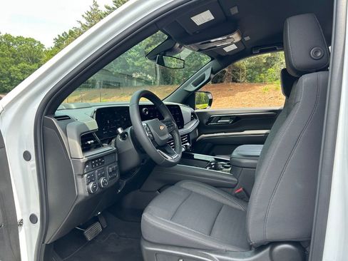 Used 2025 Chevrolet Tahoe LS w/ Max Trailering Package AWD/4WD image 36