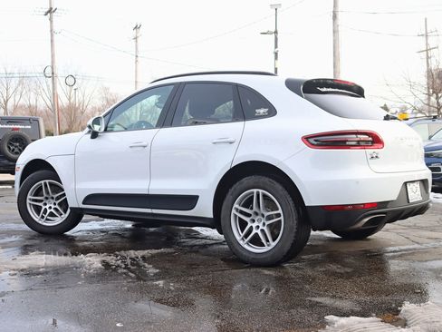 Used 2018 Porsche Macan Sport Edition image 10