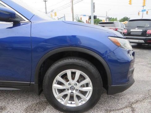 Used 2020 Nissan Rogue SV AWD/4WD image 43