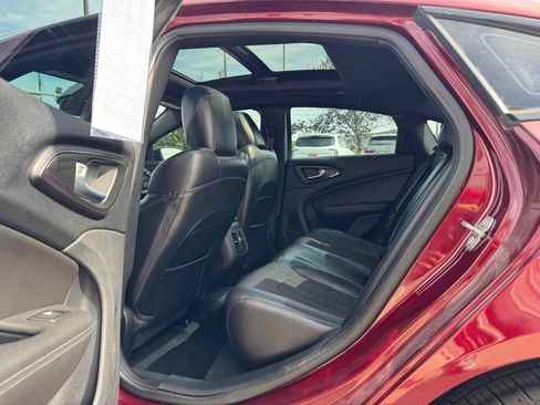 Used 2016 Chrysler 200 S w/ Sun & Sound Group FWD image 11