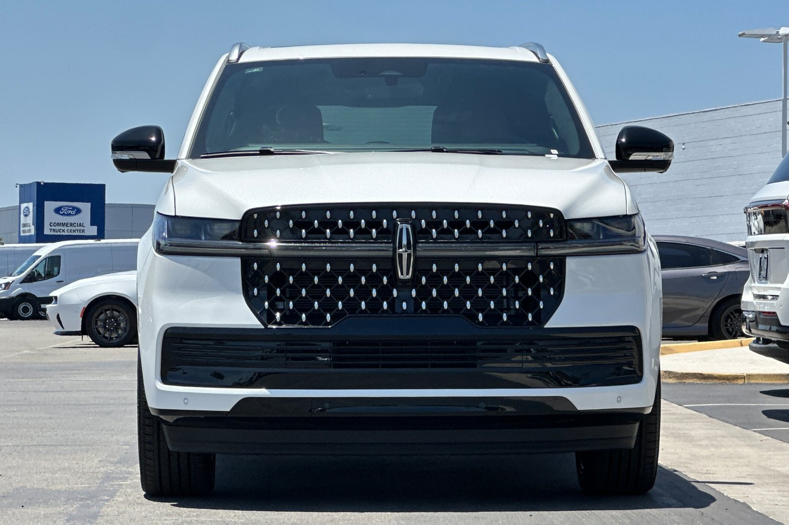 New 2026 Lincoln Navigator Black Label AWD/4WD image 8