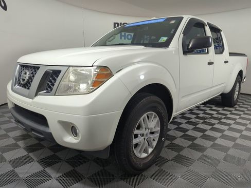 Used 2014 Nissan Frontier SV w/ SV Value Truck Package image 1