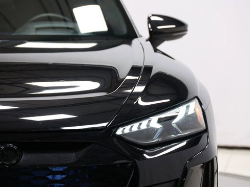 Used 2022 Audi RS e-tron GT w/ Carbon Performance Package image 95