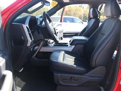 Used 2022 Ford F250 Lariat w/ Chrome Package image 17