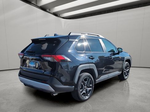 Used 2024 Toyota RAV4 Adventure image 5