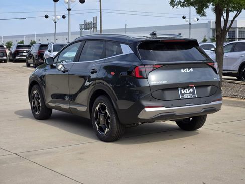 New 2026 Kia Sportage EX AWD/4WD image 3