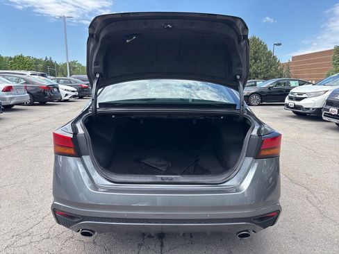 Certified 2024 Nissan Altima 2.5 SV w/ SV Premium Package FWD image 7