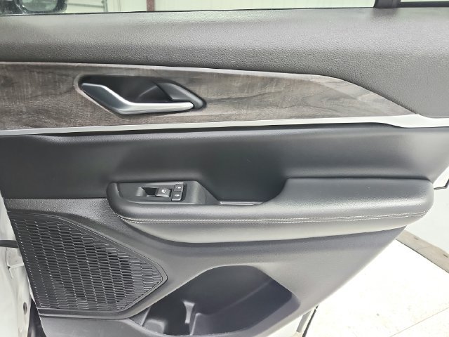 Used 2023 Jeep Grand Cherokee Limited AWD/4WD image 43
