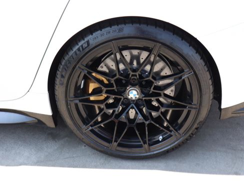 Used 2024 BMW M3 Competition w/ Executive Package image 9