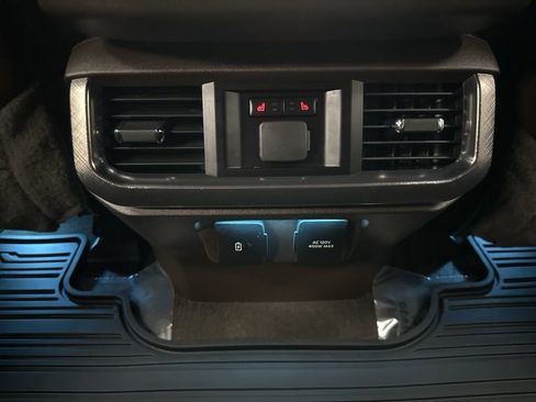 Used 2023 Ford F150 King Ranch w/ Equipment Group 601A High AWD/4WD image 23