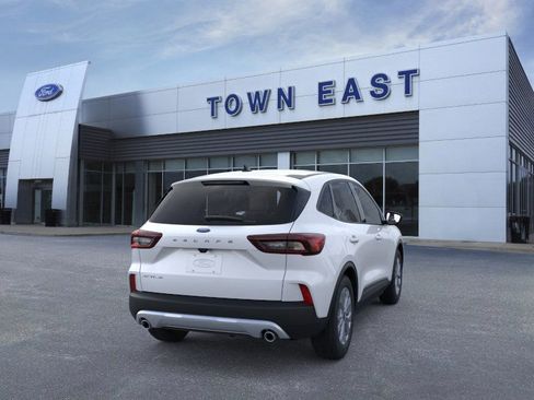 New 2026 Ford Escape Active image 8