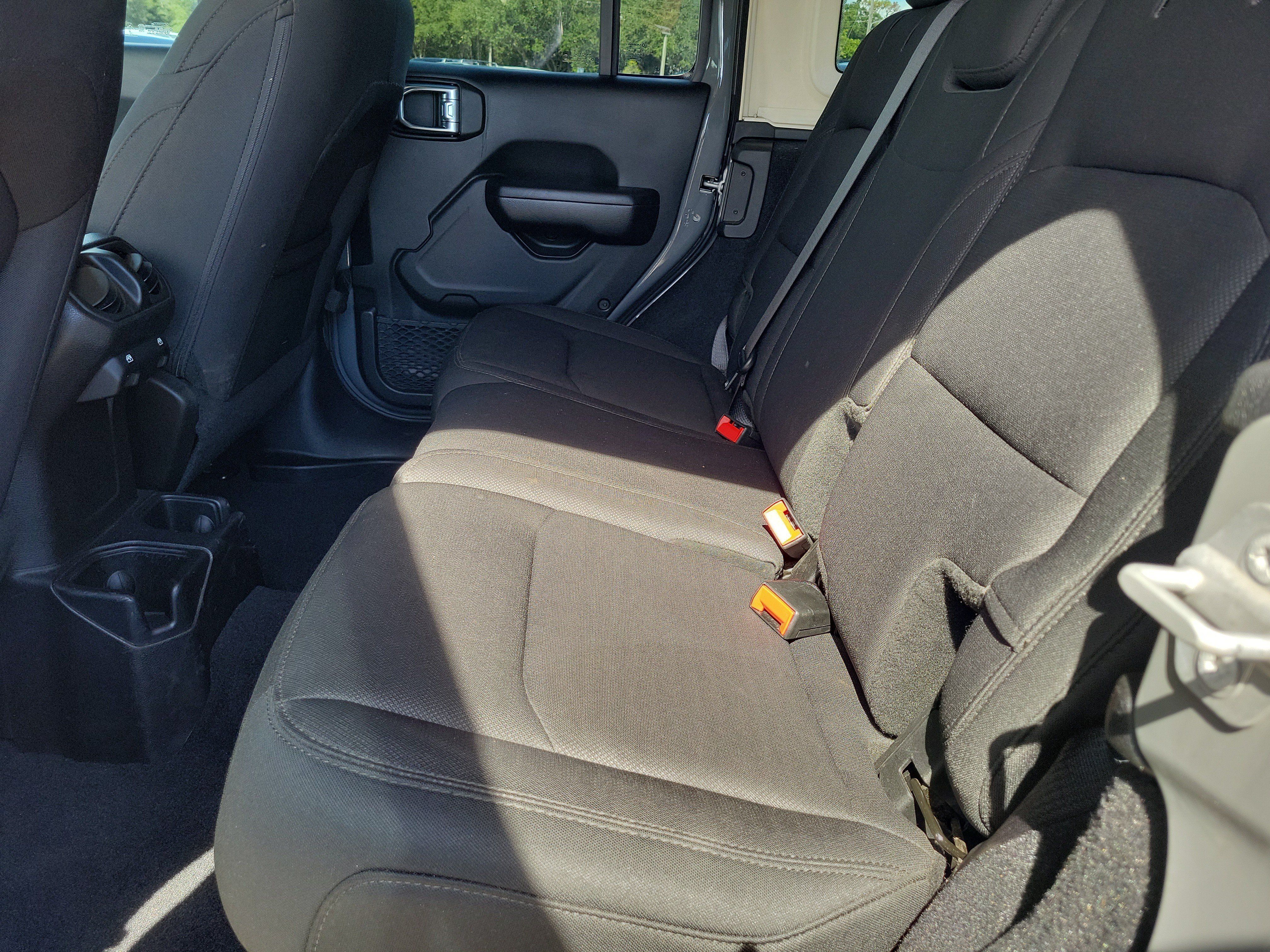 Used 2019 Jeep Wrangler Unlimited Sport S AWD/4WD image 11