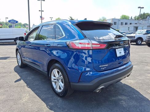 Used 2020 Ford Edge SEL w/ Convenience Package AWD/4WD image 4
