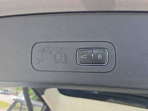 Used 2025 Lincoln Aviator 2WD image 25