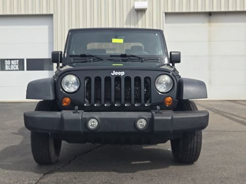 Used 2012 Jeep Wrangler Sport AWD/4WD image 2