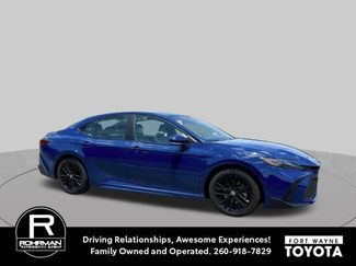 Used 2025 Toyota Camry SE FWD video 1