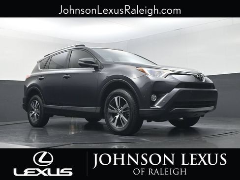 Used 2017 Toyota RAV4 XLE FWD image 15