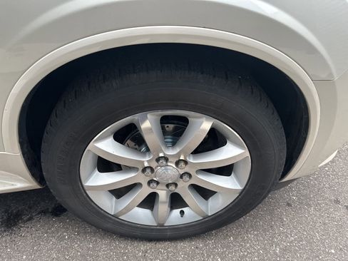 Used 2014 Buick Enclave Premium image 13