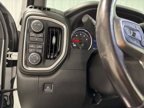 Certified 2022 Chevrolet Silverado 2500 LT w/ Convenience Package image 34