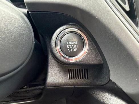 Used 2024 Subaru Crosstrek 2.5i Limited AWD/4WD image 17