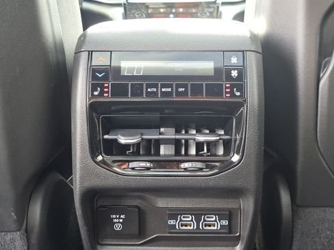 Used 2022 Jeep Grand Cherokee L Overland AWD/4WD image 20