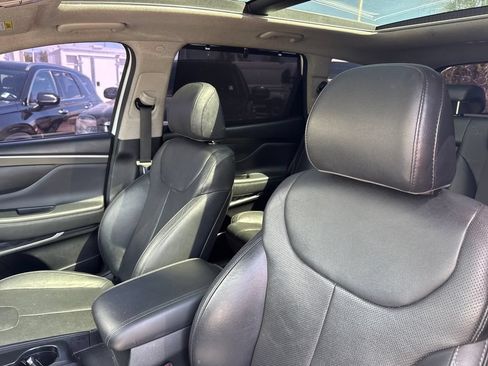 Used 2020 Hyundai Santa Fe Limited AWD/4WD image 29